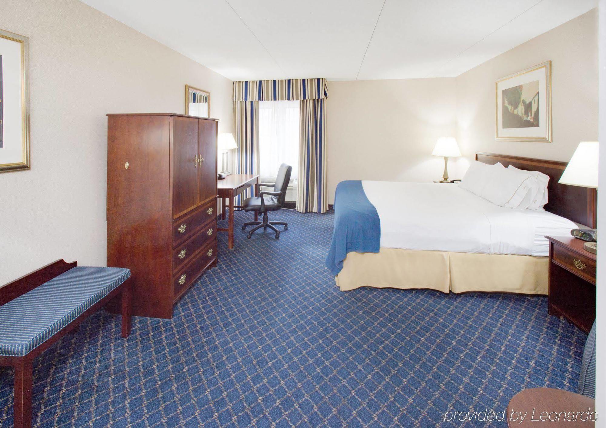 Holiday Inn Express Des Moines-At Drake University, An Ihg Hotel Habitación foto